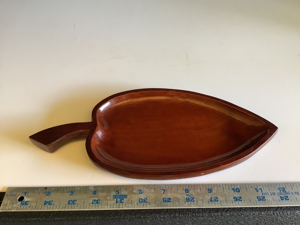 Mahagany Leaf Shaped Dish 12”