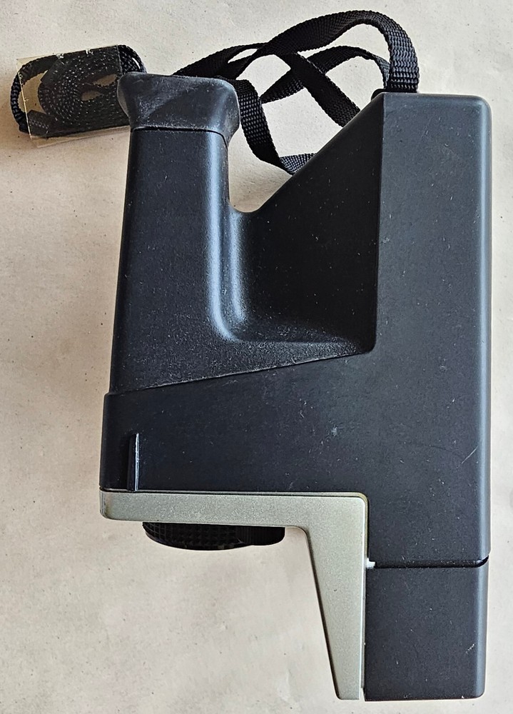 Pronto! B Polaroid Land Camera, Instant, UNTESTED