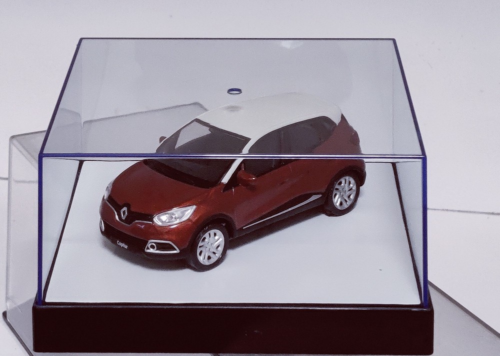 Norev 1/43 Renault Captur 2013 Red/White