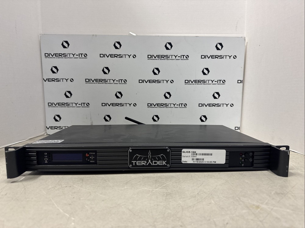 Teradek Slice-166 Rack-Mount HD-SDI H.264 Encoder. Antennas