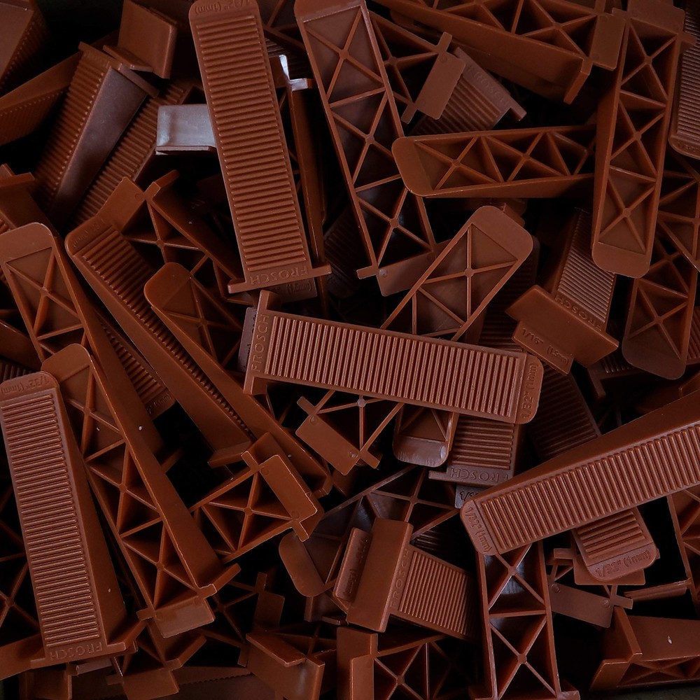 Tile Leveling System - Reusable Wedges (250)