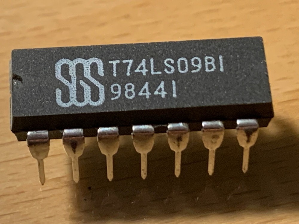T74LS09B1 - SGS Thomson Semiconductor IC- quad 2-input AND gate, DIP-14