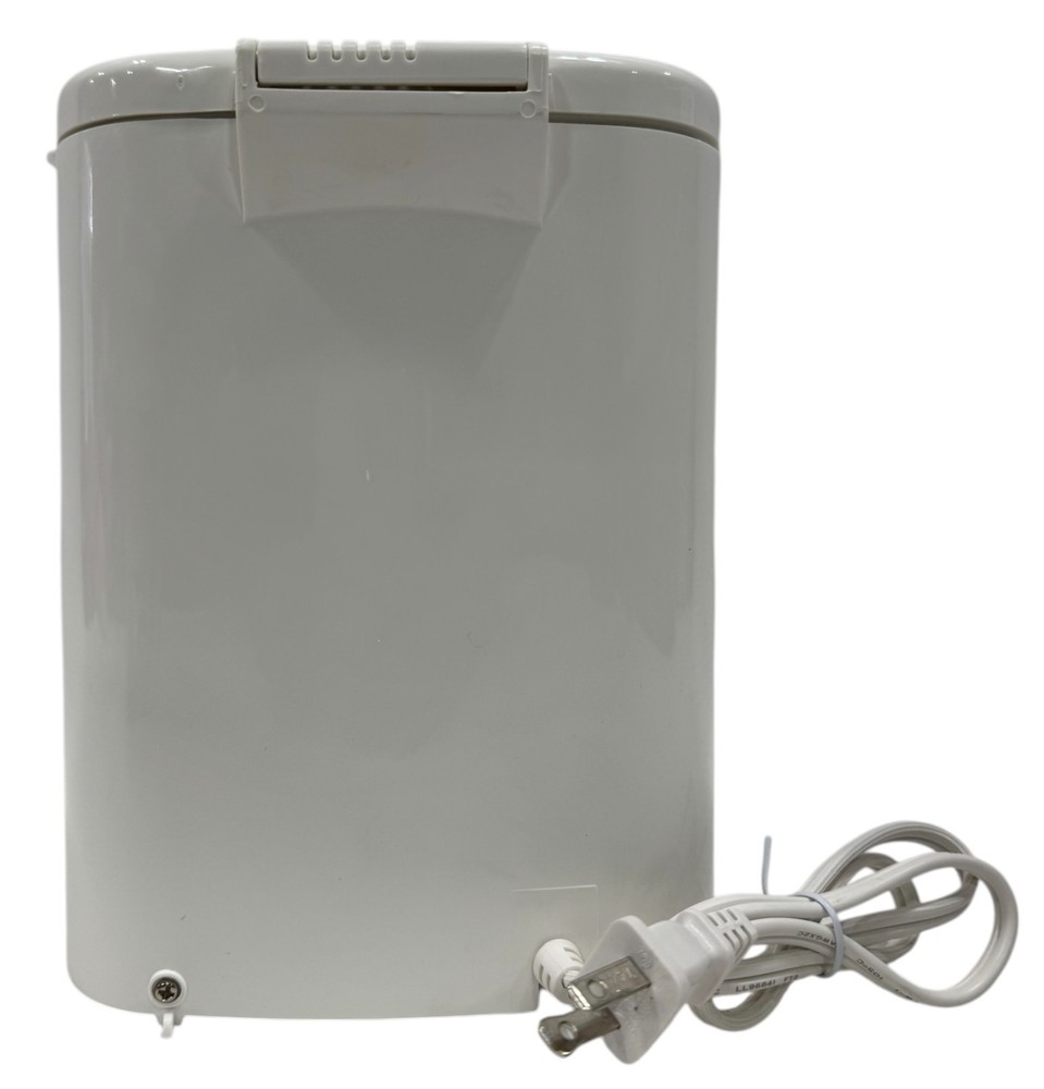 Black & Decker Drip Coffee Maker Cup at a Time DCM6 Coffeemaker