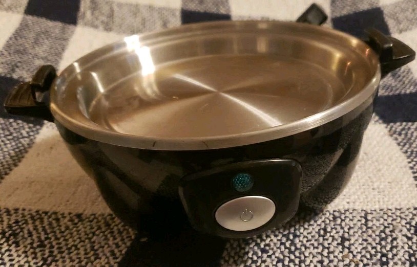 DASH Rapid Egg Cooker Electric 6 Egg Capacity DEC005BK Replacement Base Only