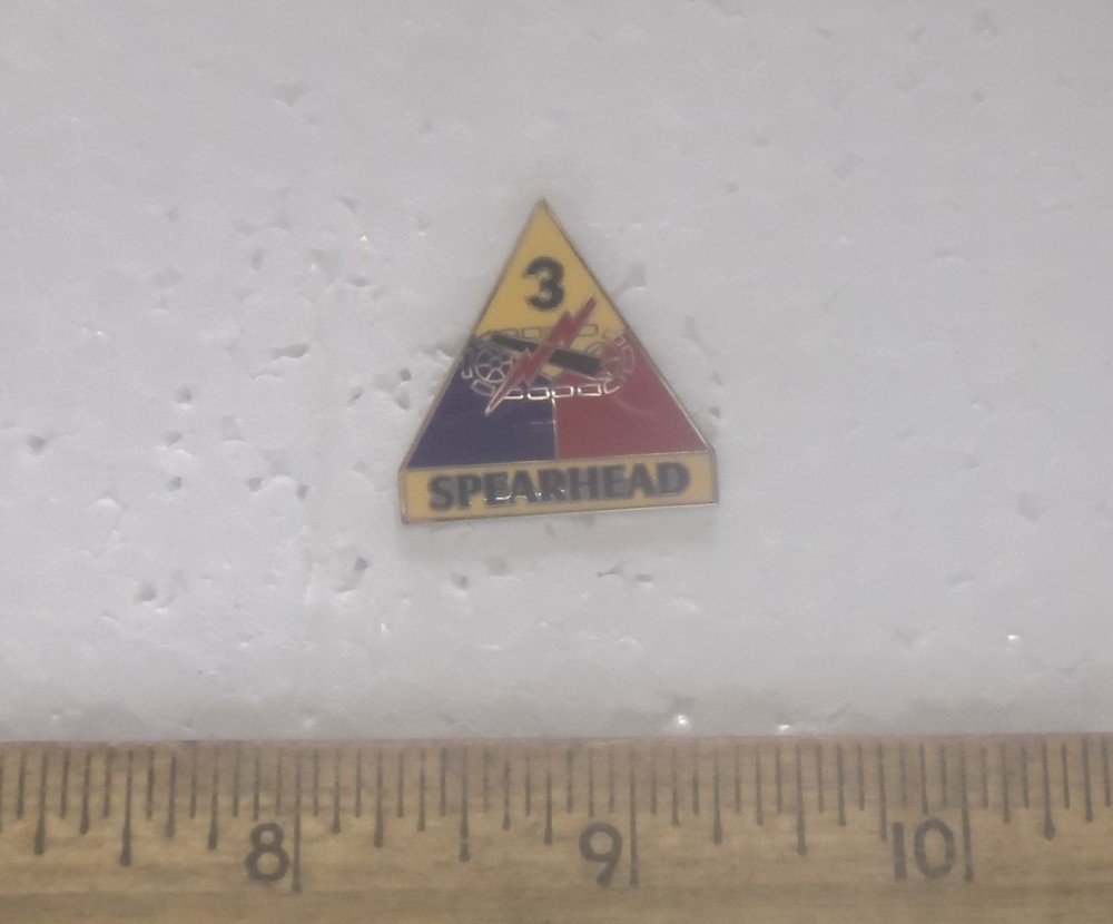 US Army - 3rd Armored Division "Spearhead" Pin