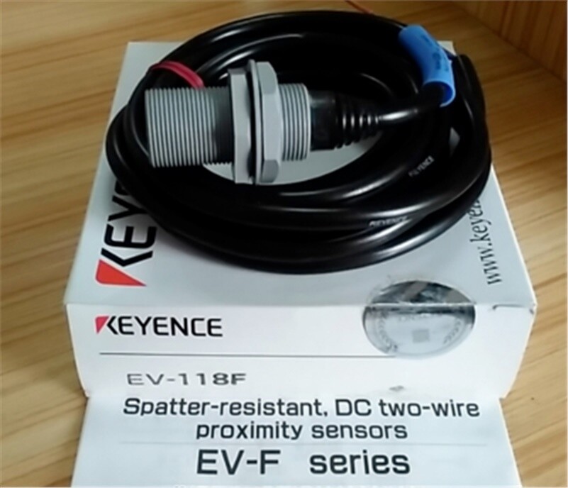 1Pc Proximity Sensor Keyence EV-118F New