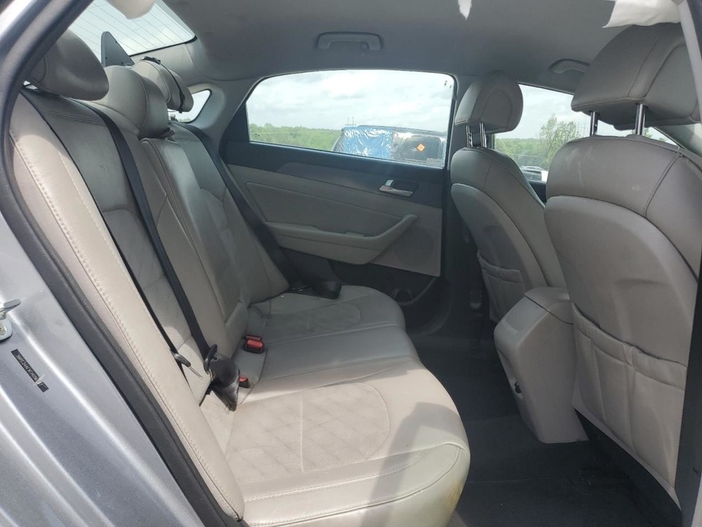 SONATA 2015 Glove Box 4721044