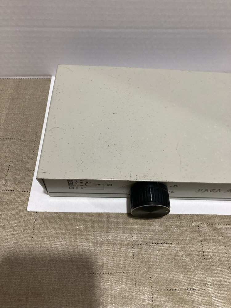 Vintage 4-Way Data Transfer Switch IBM/PC Datacom