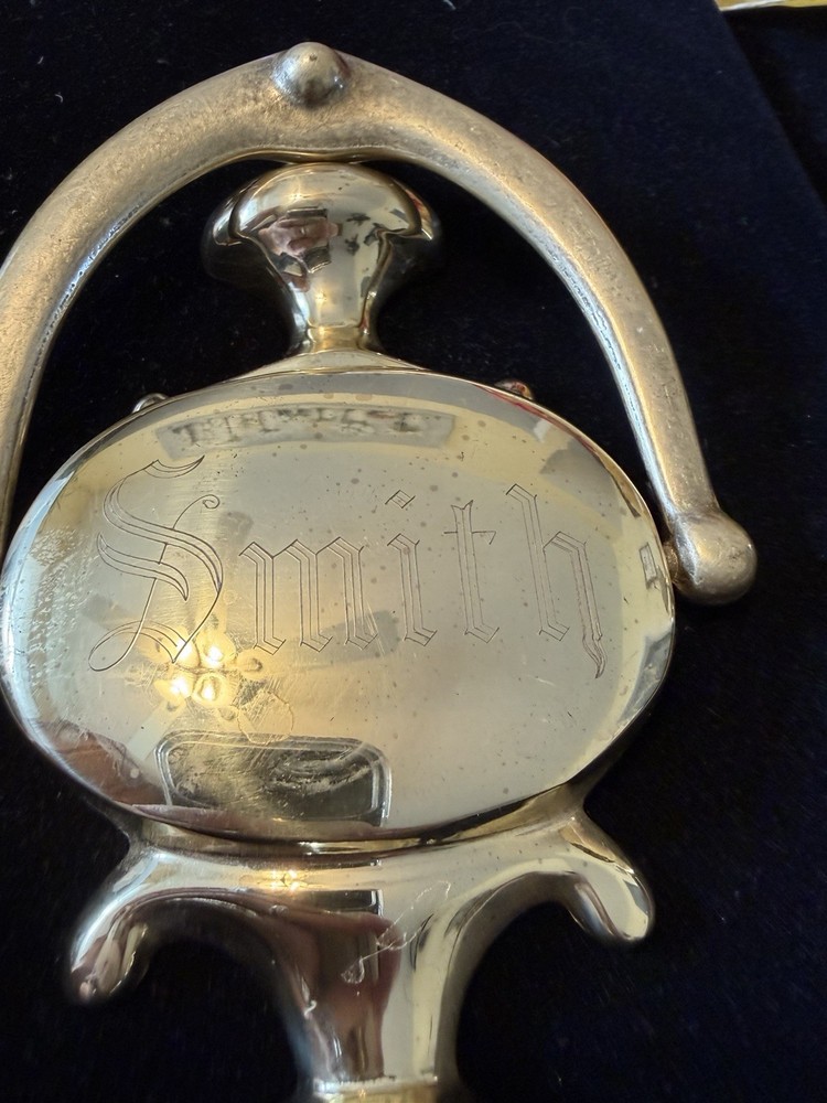 THINGS REMEMBERED SOLID BRASS DOOR KNOCKER - ENGRAVED SMITH