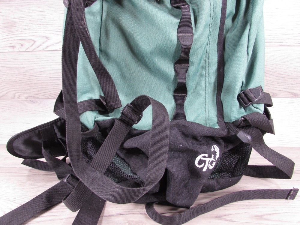 Camp Trails Backpack Scirocco 2 Medium Capacity Streamline Pack Internal Frame