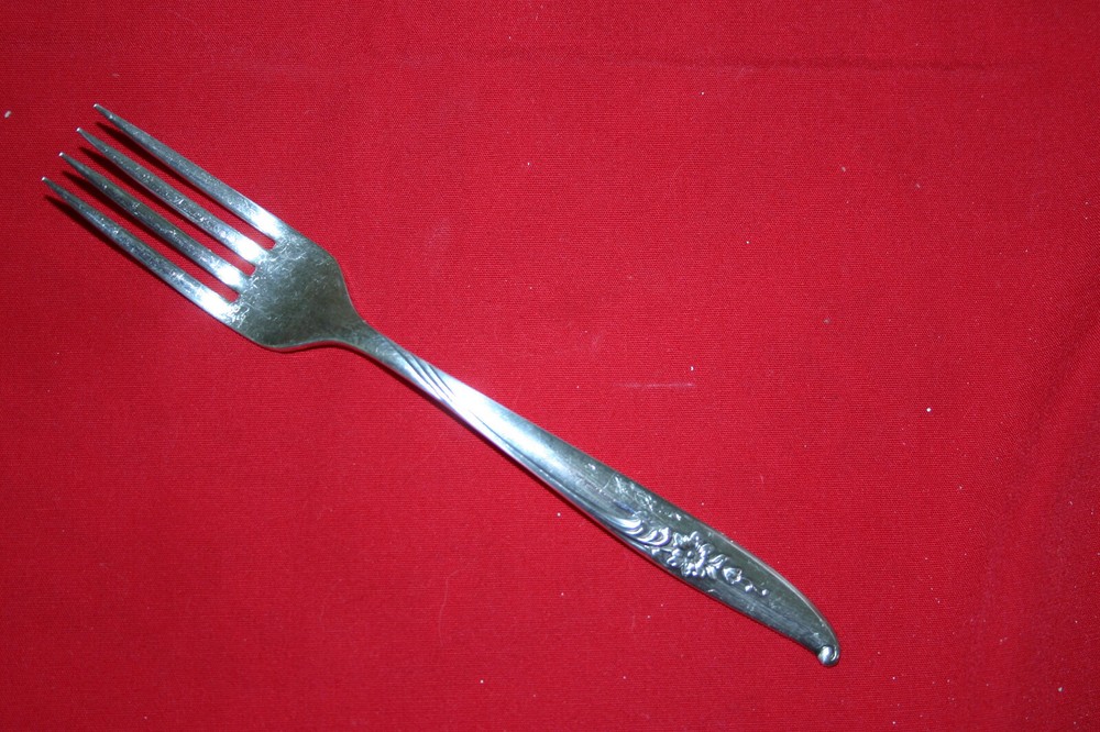 Oneida MAGIC MOMENT Dinner Fork(s) Nobility Silverplate 1958 7 1/2"