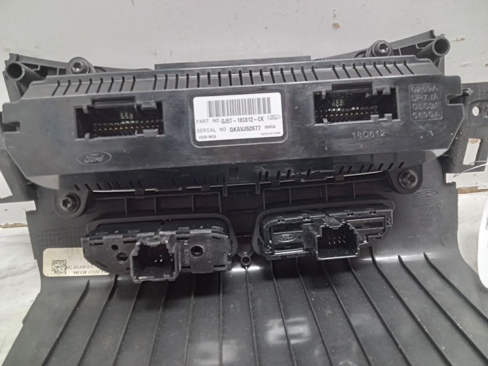 Used A/C Selector Switch fits: 2019 Ford Escape front automatic temperature cont