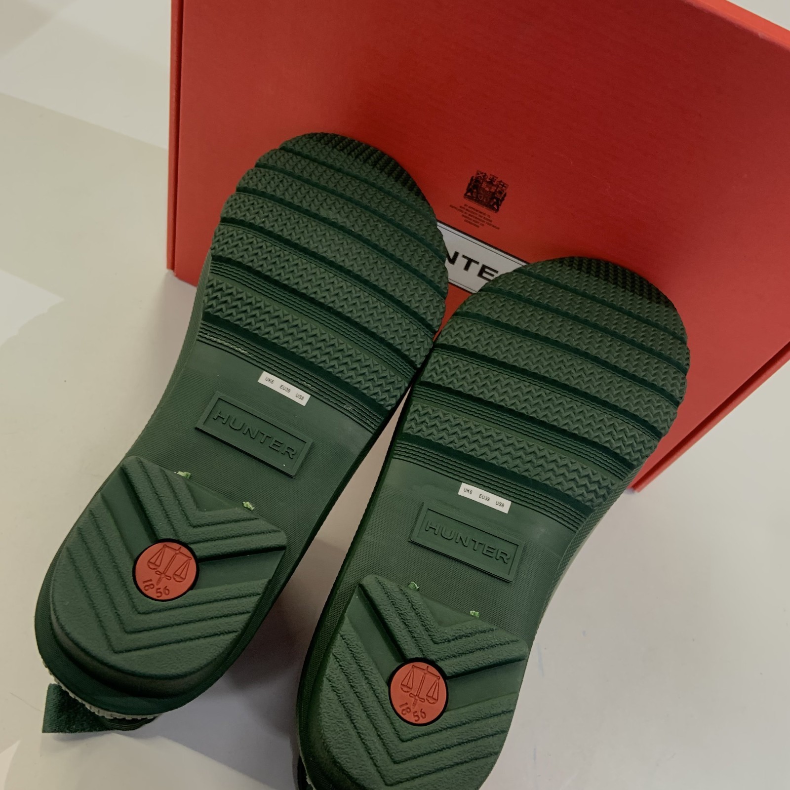 Hunter Womens Original Chelsea Waterproof Rain Ankle Boots