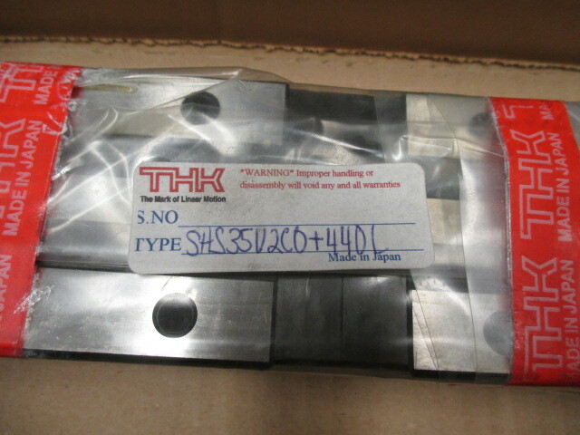 THK SHS35V2C0+440L Linear Bering new