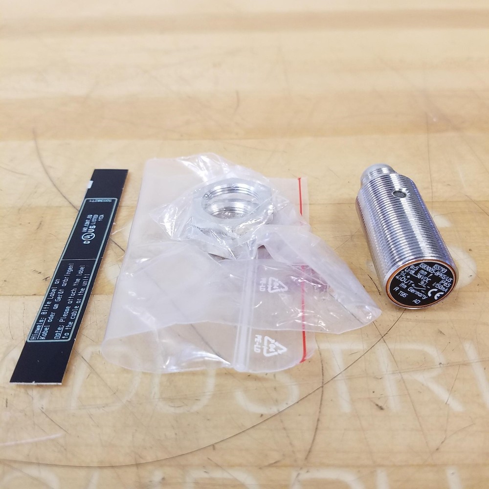 efector 100, IG5793, Inductive Proximity Switch - NEW