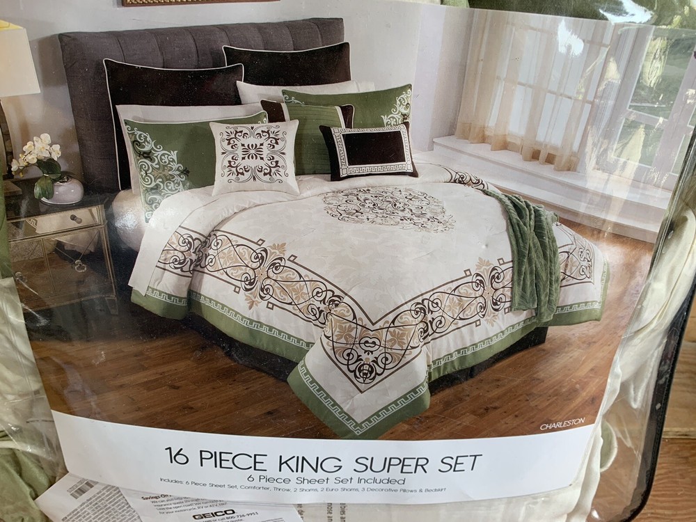 Charleston 12 Piece King Comforter Set Msrp $500