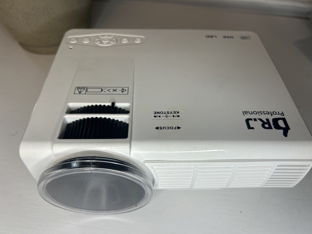 Dr.J HI-04 Professional HDMI VGA Mini Projector