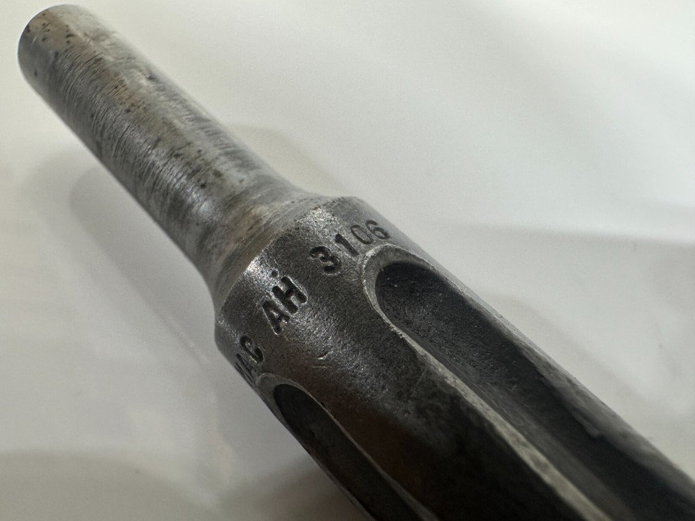MAC Tools USA AH3106 Air Pneumatic Chisel Bit