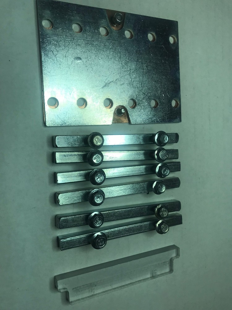 BUSBAR, THREADED INSERTS AND BOLTS, PLASTIC DIVIDER for SPIM08HP