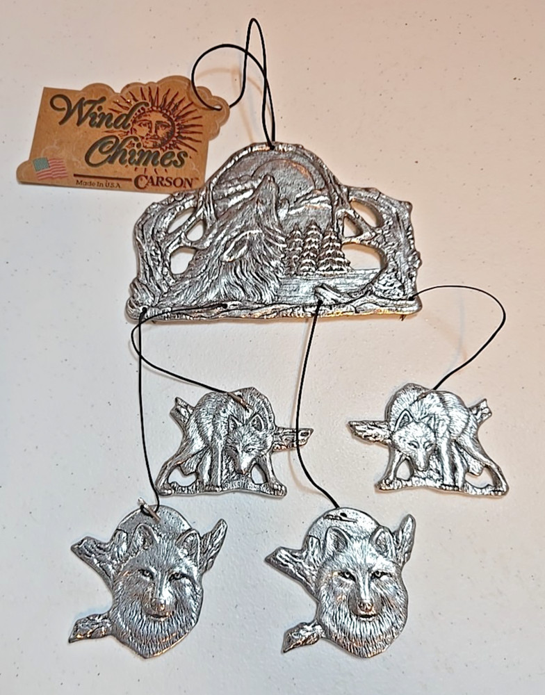 Carson Pewter Wind Chimes; Wolf Theme; NWT