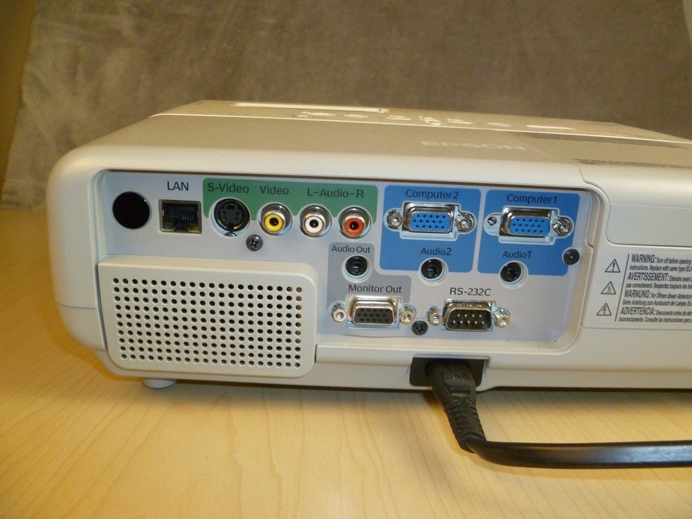 Epson Powerlite 83+ 3LCD EMP-83H Projector - w/ Remote