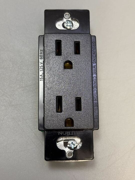 LUTRON SCR-15-MN 15A Electrical Socket Duplex Receptacle - Midnight