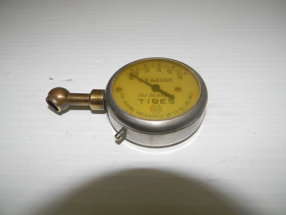 U.S. Gauge for Testing Tires 0-50 lbs.
