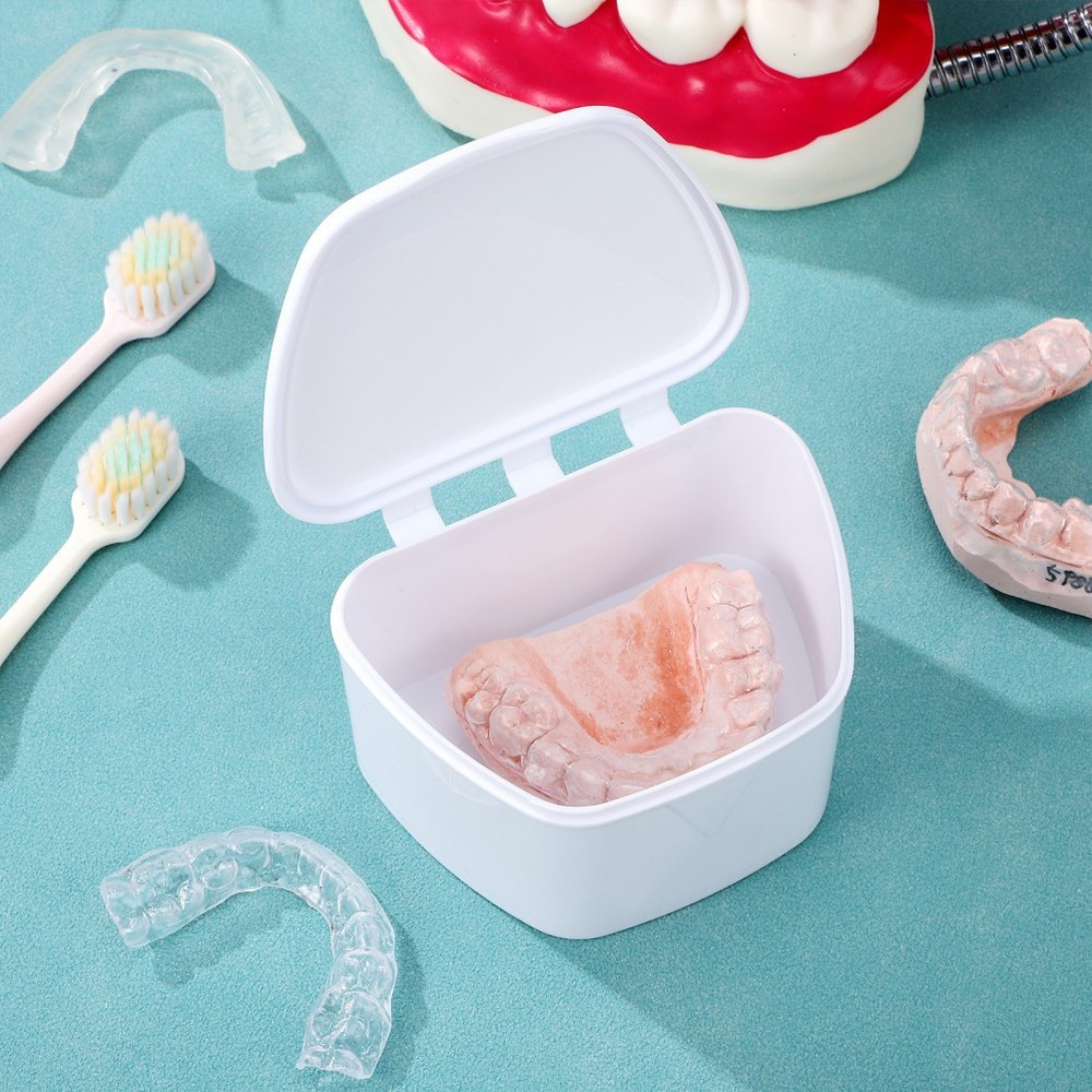 Portable Denture Case Retainer Case Hinged Lid Snaps Mouth Guard Storage Box