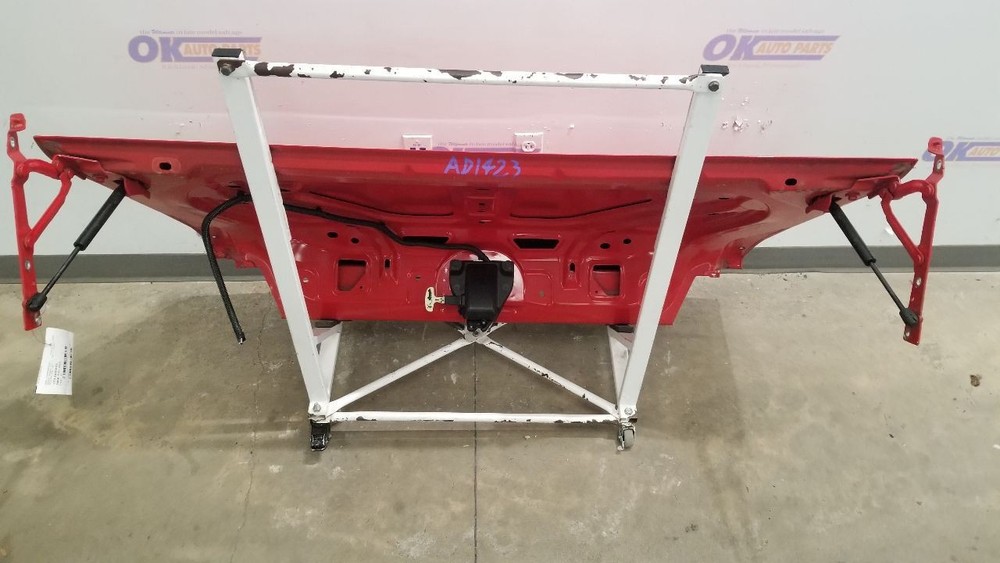 09 DODGE CHALLENGER SRT8 REAR TRUNK DECKLID ASSEMBLY RED