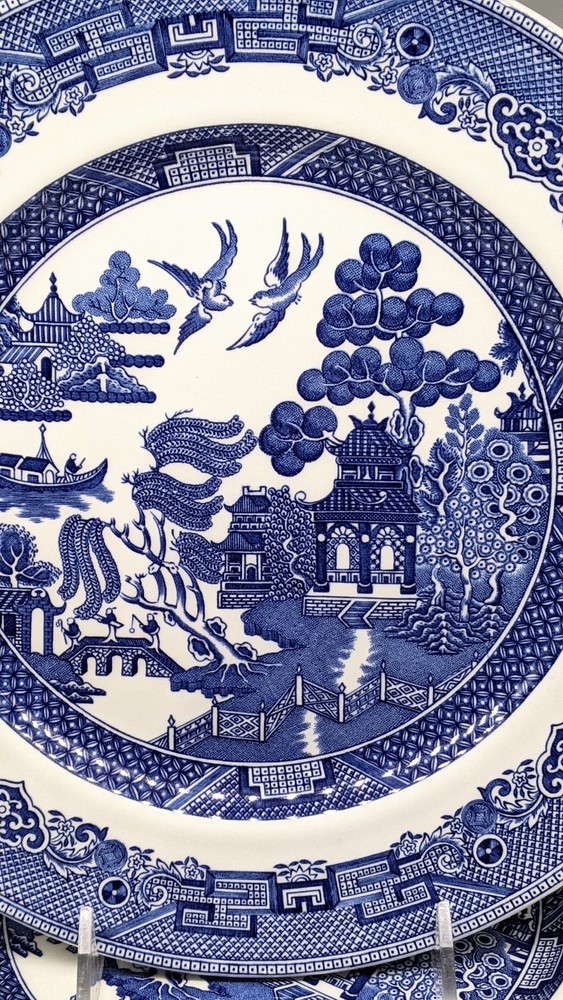 ONE Johnson Bros Blue Willow Dinner Plate 10.25” EXCELLENT