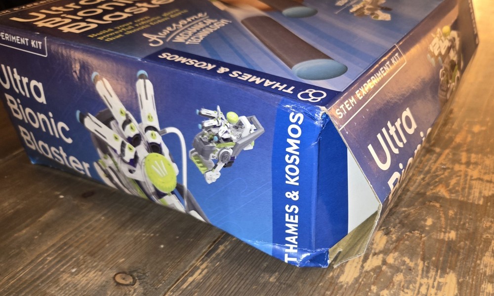 Ultra Bionic Blaster STEM NEW box has wear