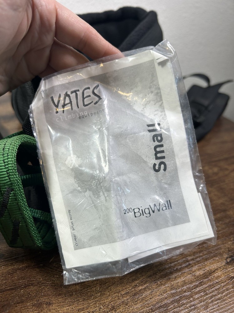 Yates Harness - Size Small - Big Wall 200 - New
