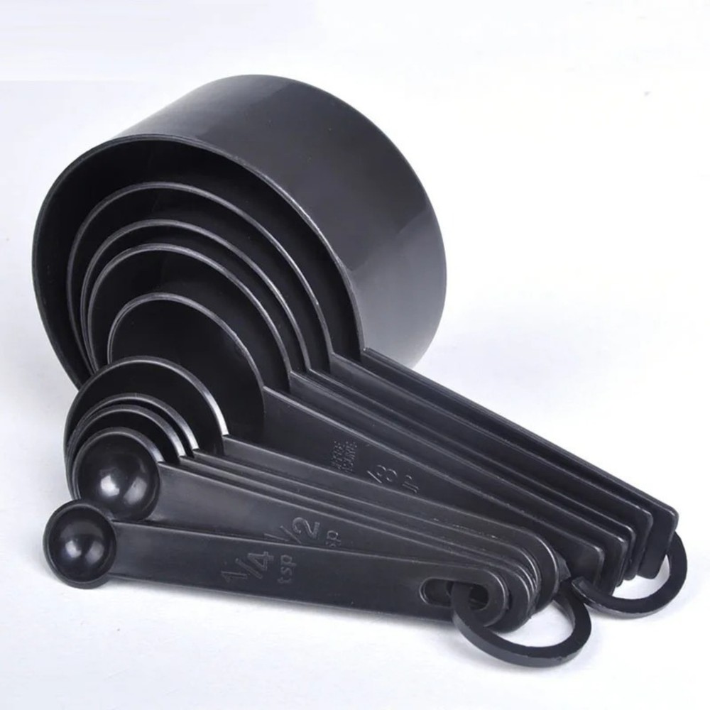 Durable Nesting Kitchen Baking Tools: Plastic Measuring Spoons and Cups Set