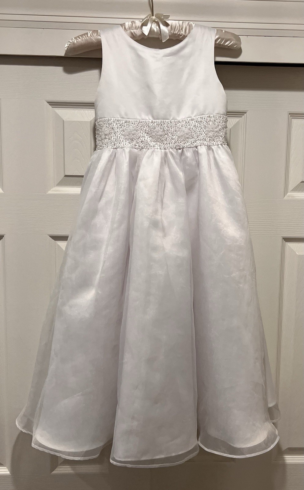 White Communion/Flower Girl  Father/daughter Dance Dress Size 8 By Us Angels