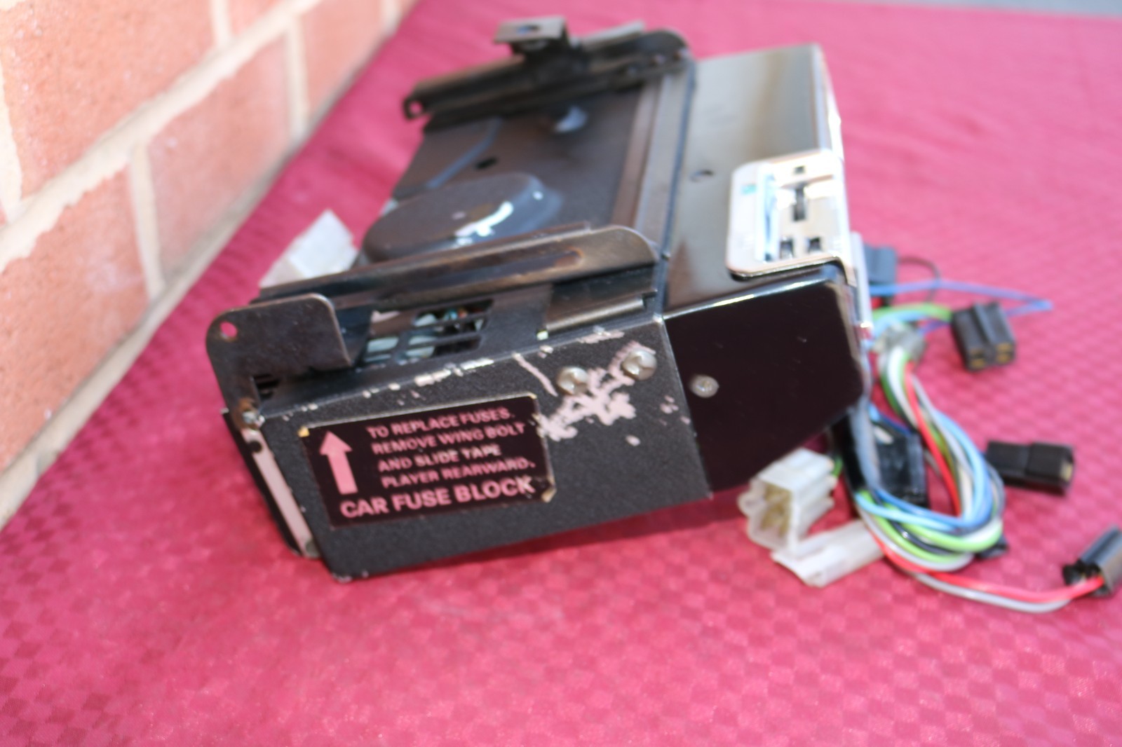 69 1969 CADILLAC STEREO UNDER DASH 8 TRACK PLAYER DELCO 95CT411