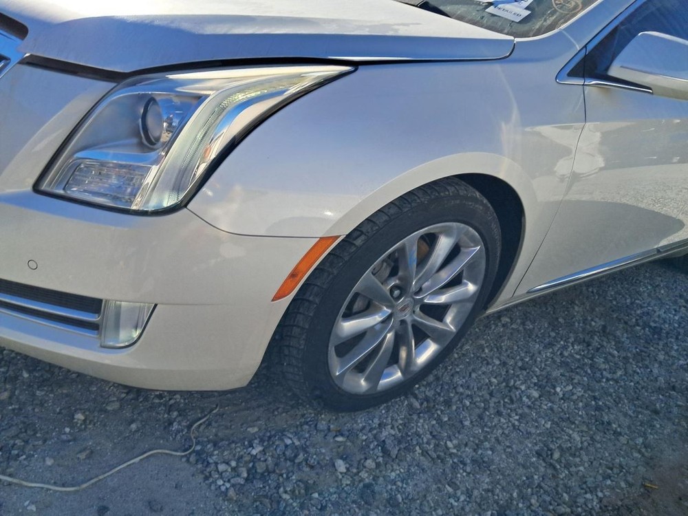 XTS 2013 Glove Box 4866356