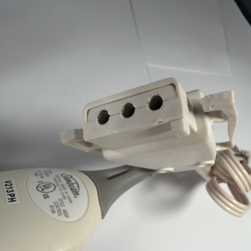 Sunbeam Heated Blanket Controller Style A85P 613A E23623 3-Prong Replacement