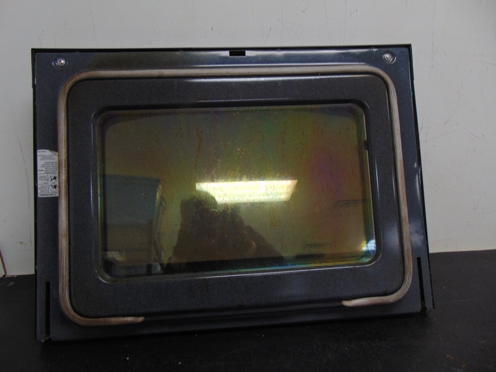 GE Range JGBP29MEM2BS Door Assembly with Handle