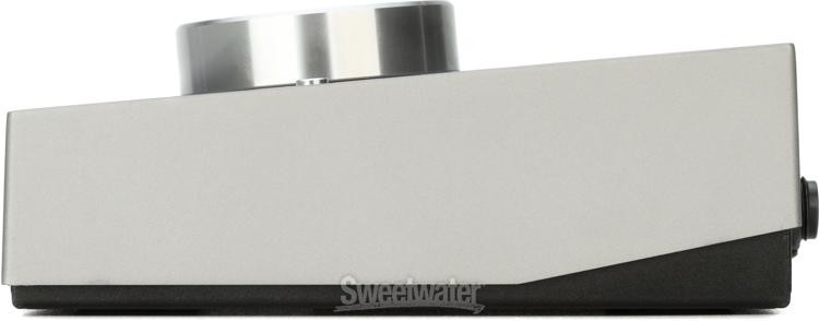Universal Audio Apollo e2m Stereo Headphone Amp and Line Interface