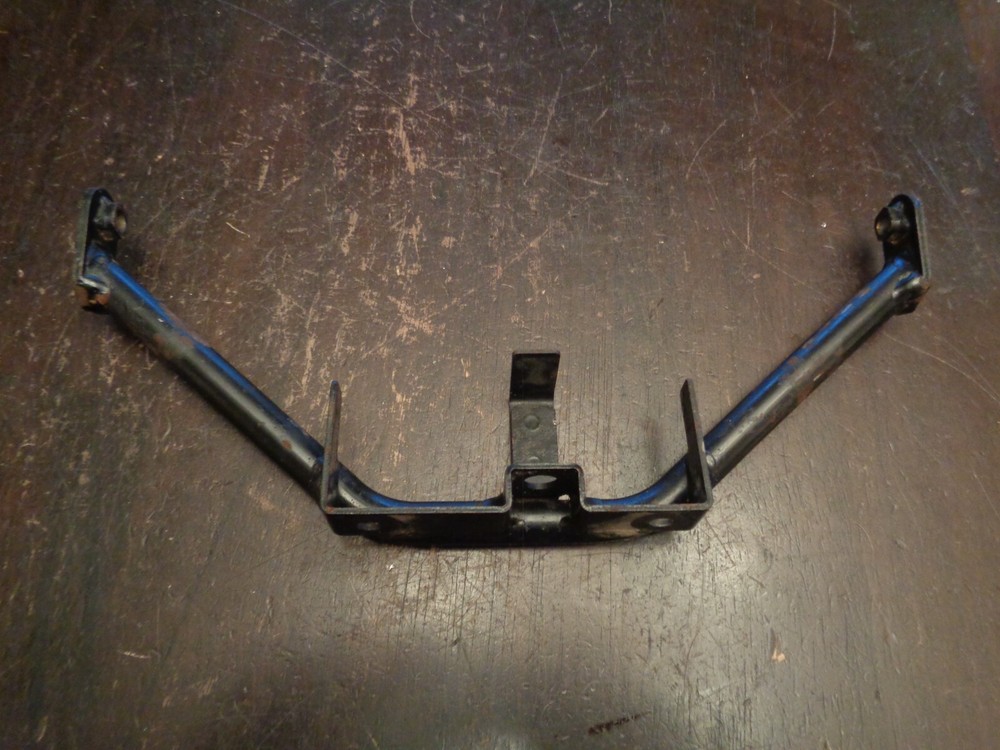 08 Kawasaki KFX450R Headlight Bracket B5600