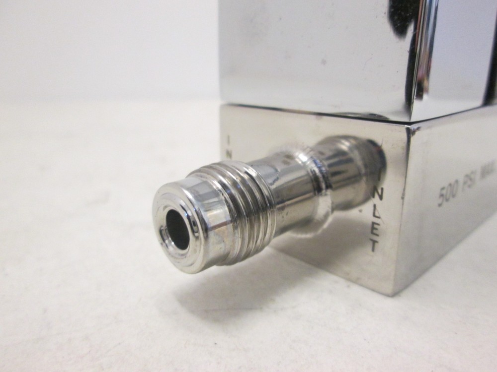 Unit UFC-1500A, Mass Flow Controller MFC, O2, 200 SCCM, Used