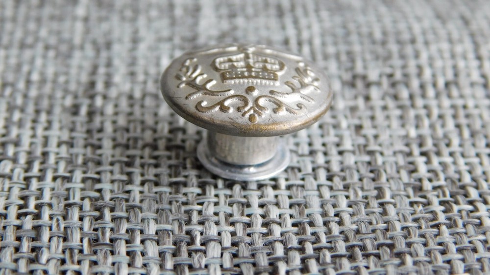 Vintage Stud Button Aprx: 7/16" #1423-B