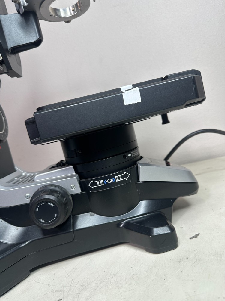 Keyence VHX-S550E Motorized Stand Base Free-Angle Observation System
