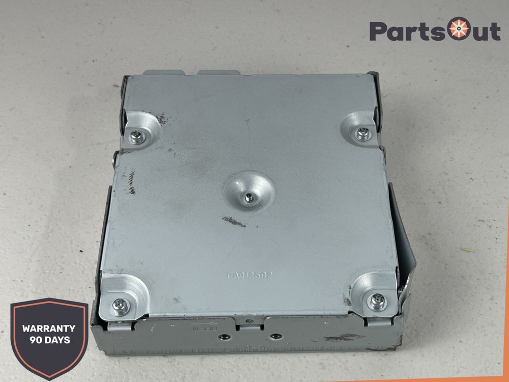 2011 - 2014 PORSCHE CAYENNE REAR VIEW BACKUP CAMERA CONTROL MODULE OEM