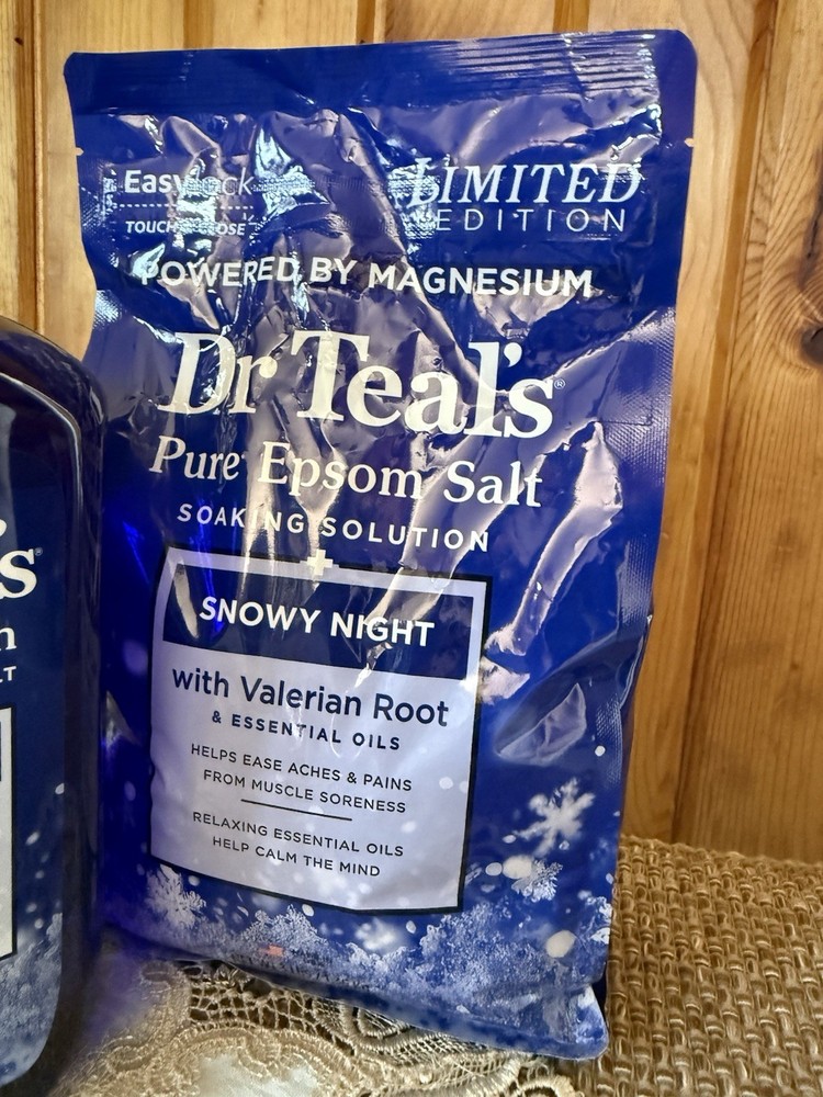 Dr Teals Snowy Night Set