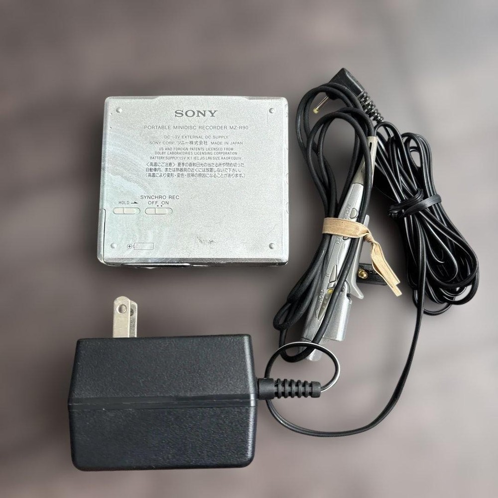 Sony Walkman Portable MD Player MZ-R90 Untested