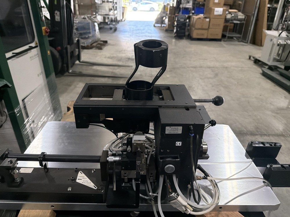 LAMBDA FINEPLACER FINETECH FD3.1 DIE-BONDER MICROSCOPE BASE STAND