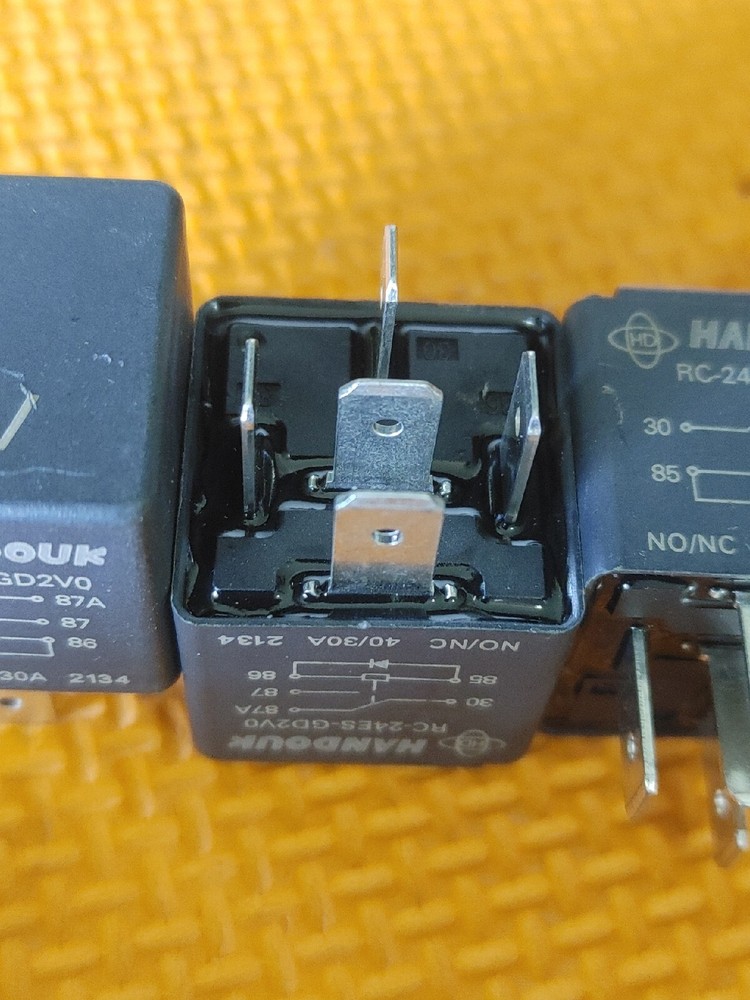 Doosan 24 Volt 40/30 Amp Relay 4-Pack
