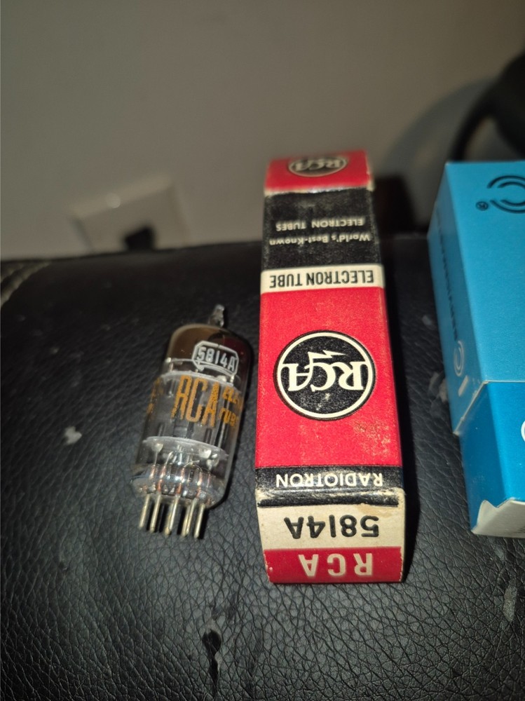 1  Strong Rca 3 Mica Black Plate 5814A / 12AU7    tube