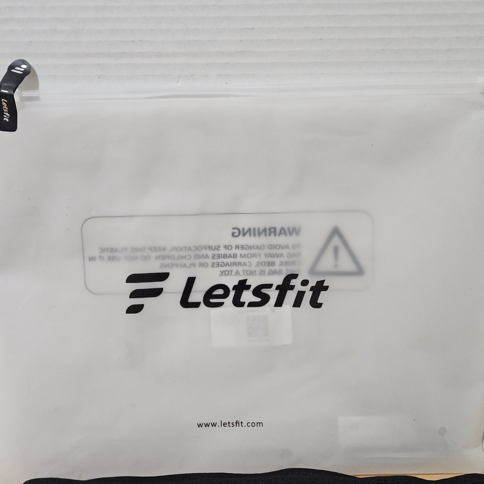 LETSFIT Adjustable Waist Trainer Body Shaper Lumbar Support Fitness Belt Black M